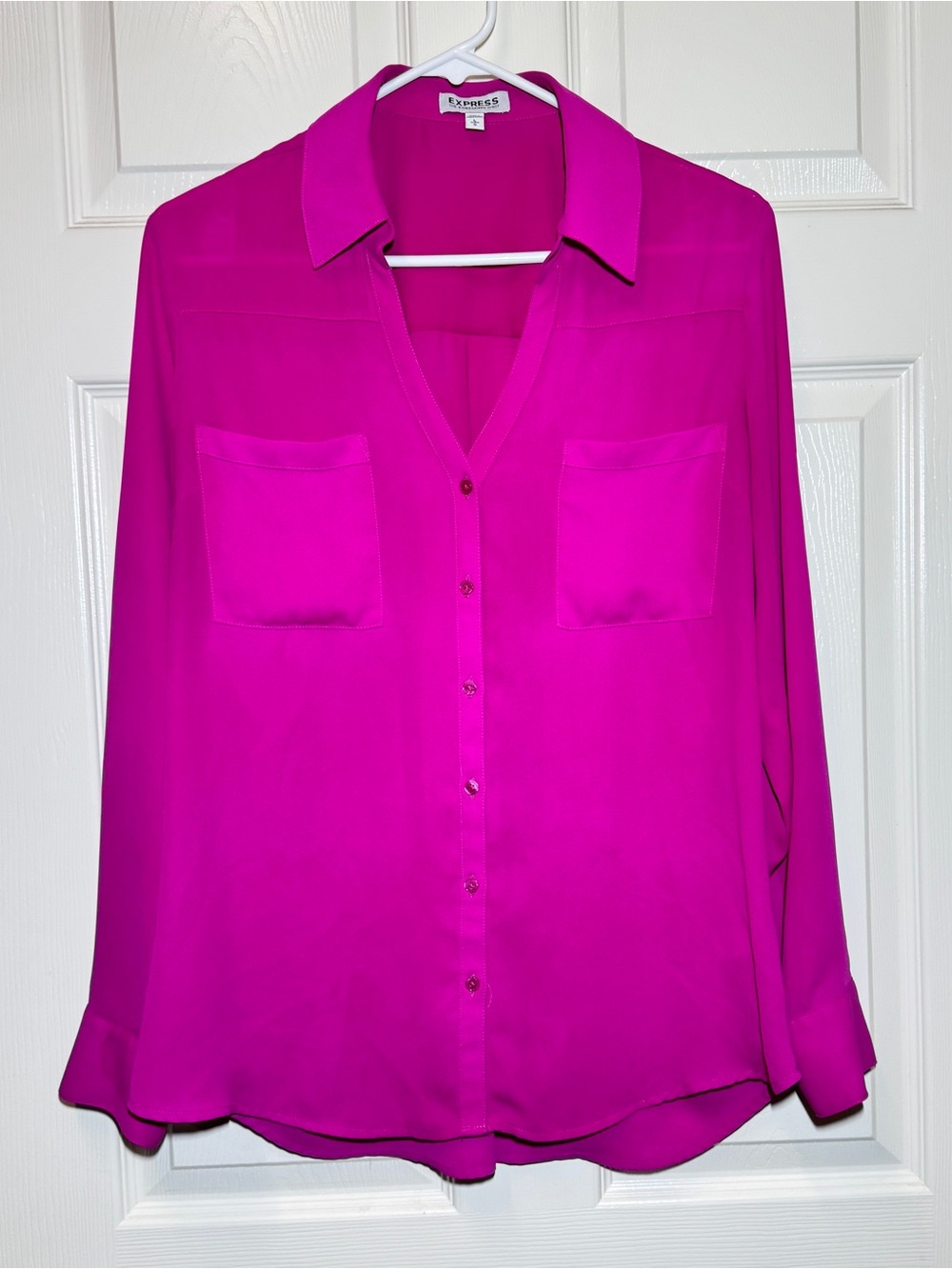 Express Women's The Portofino shirt Magenta Button-Down Blouse Rolled Tab Sleeve